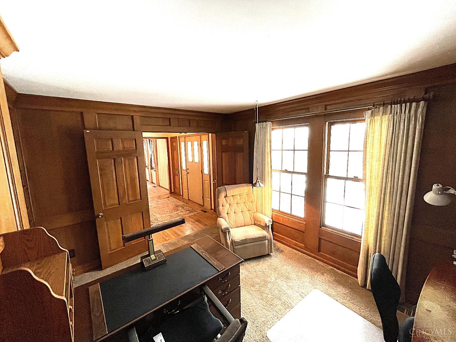 5547 Hubble Road