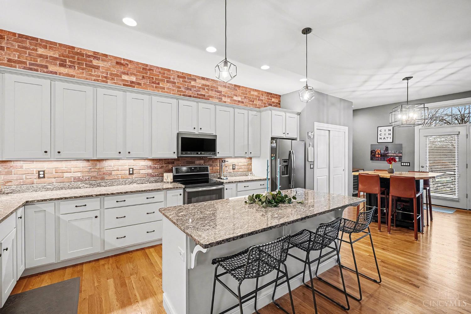 2734 Cleinview Avenue