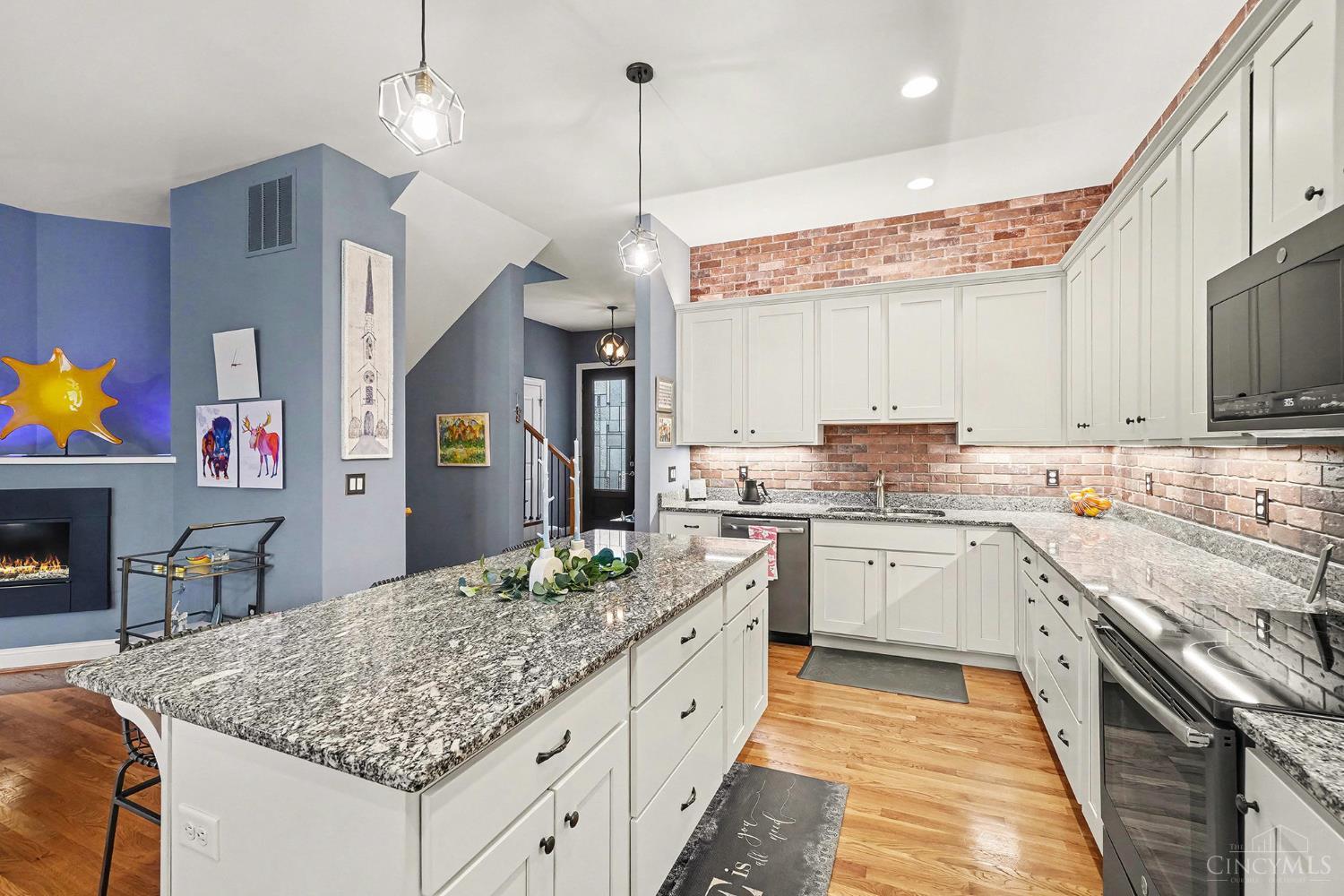 2734 Cleinview Avenue