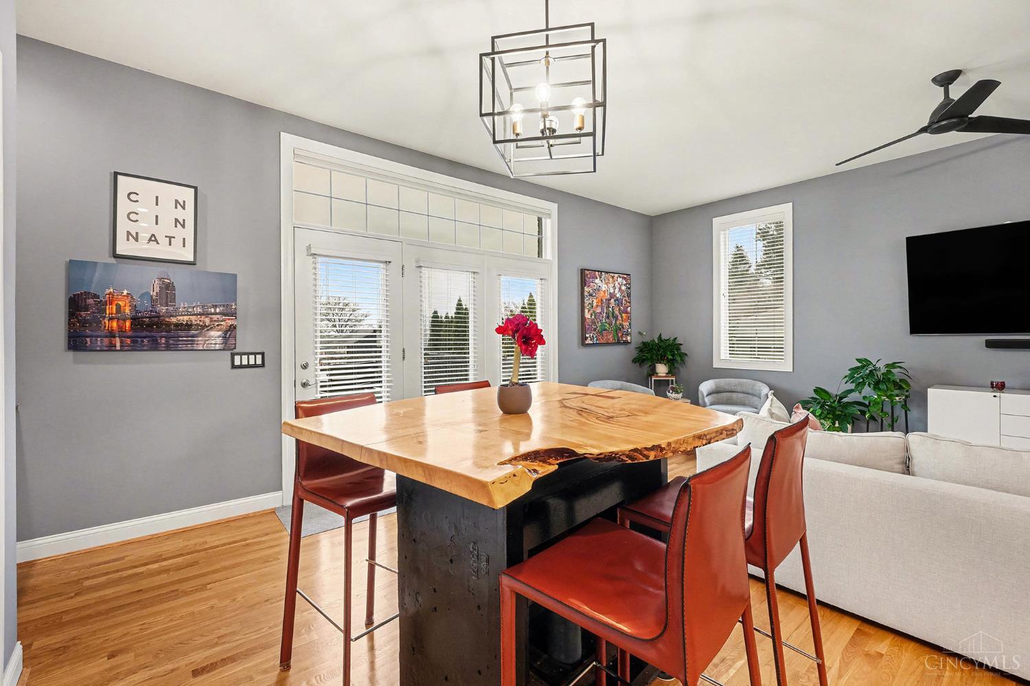 2734 Cleinview Avenue