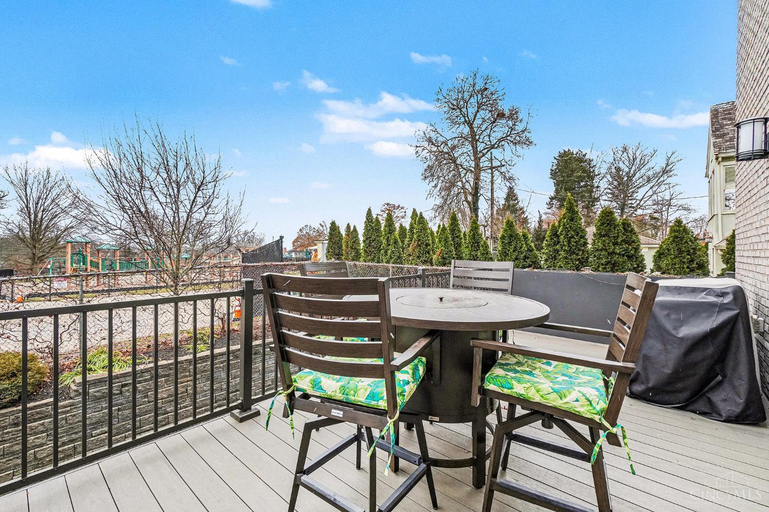 2734 Cleinview Avenue