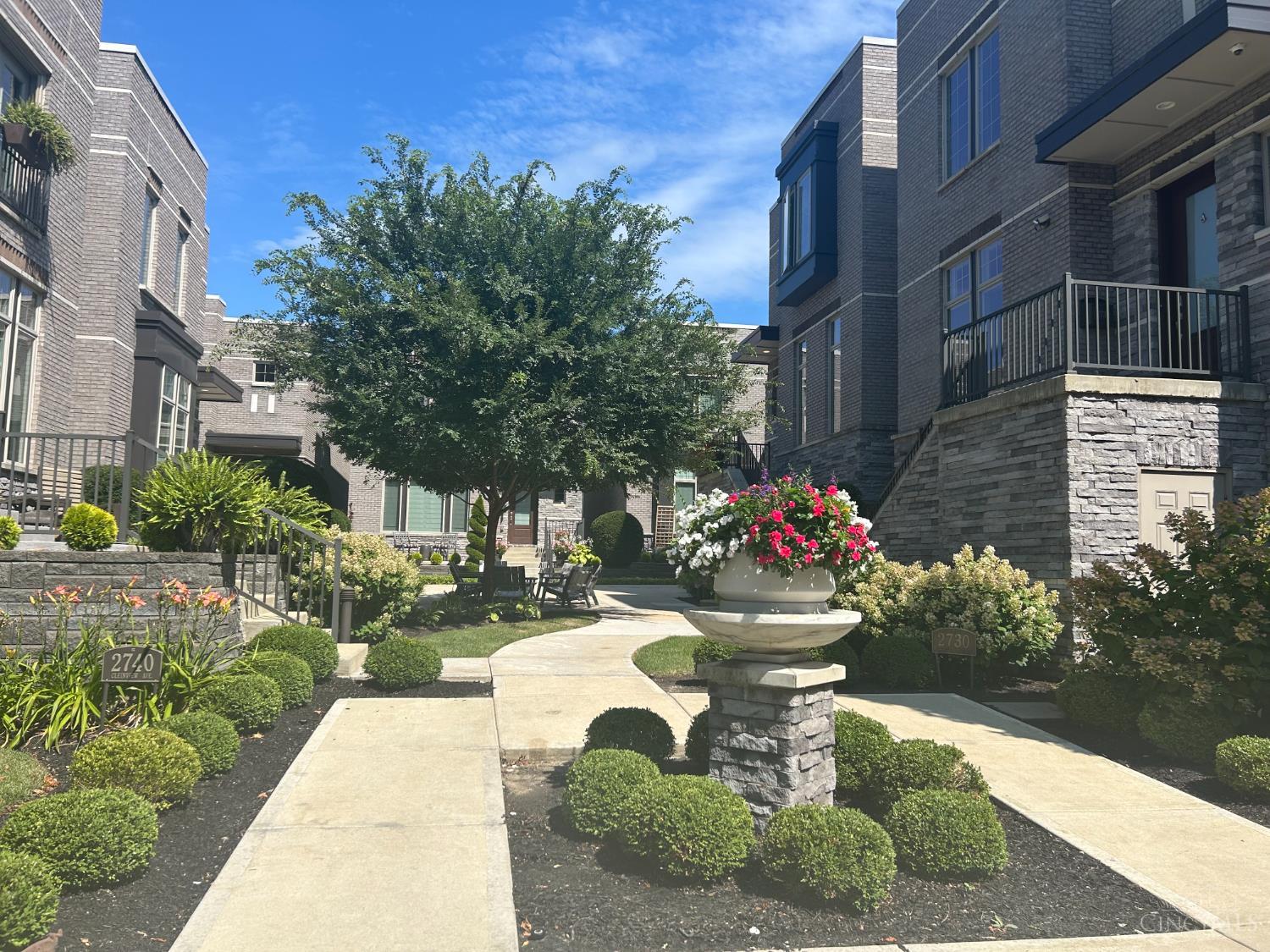 2734 Cleinview Avenue