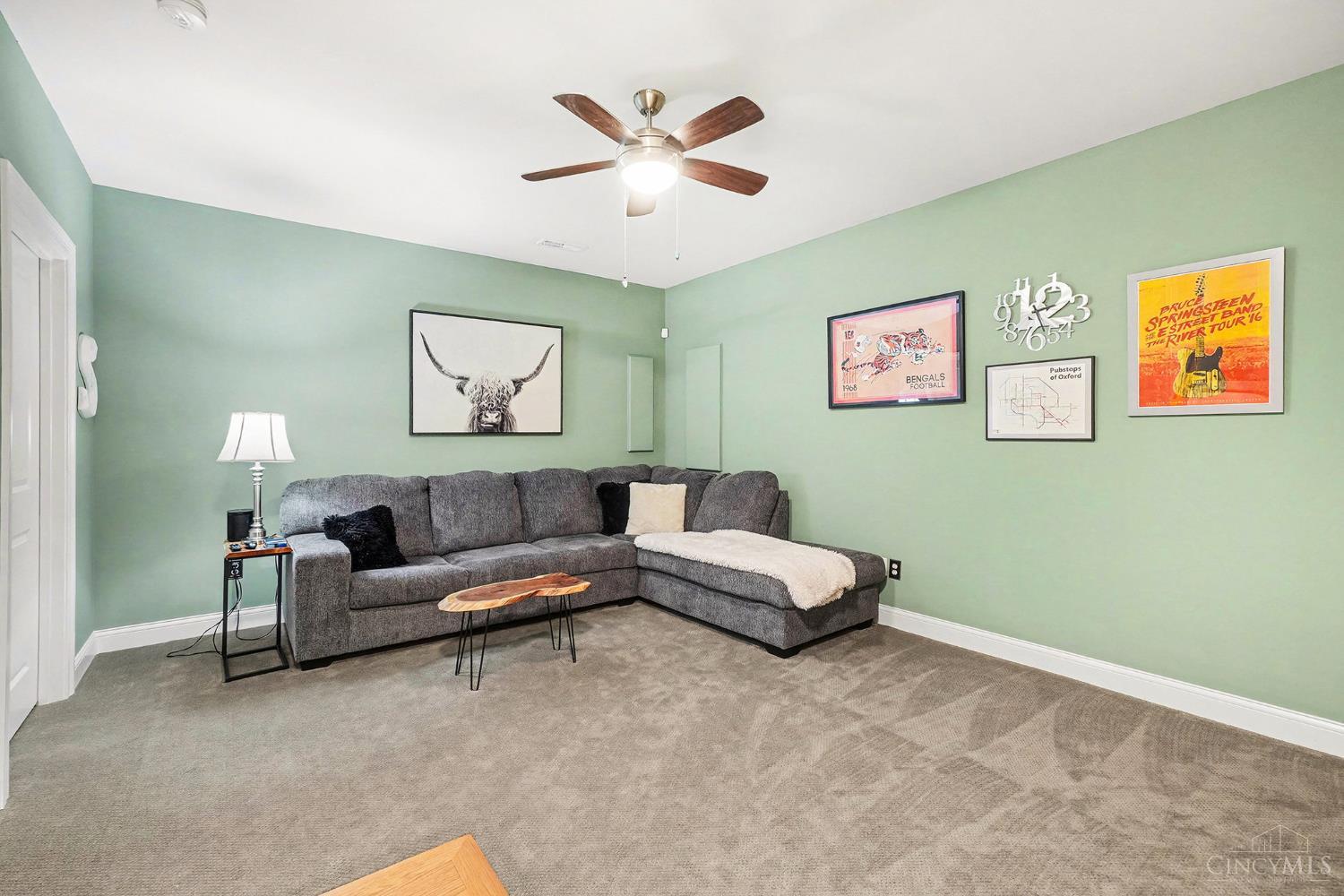 2734 Cleinview Avenue