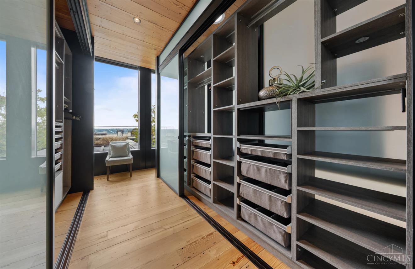 1059 Celestial Street