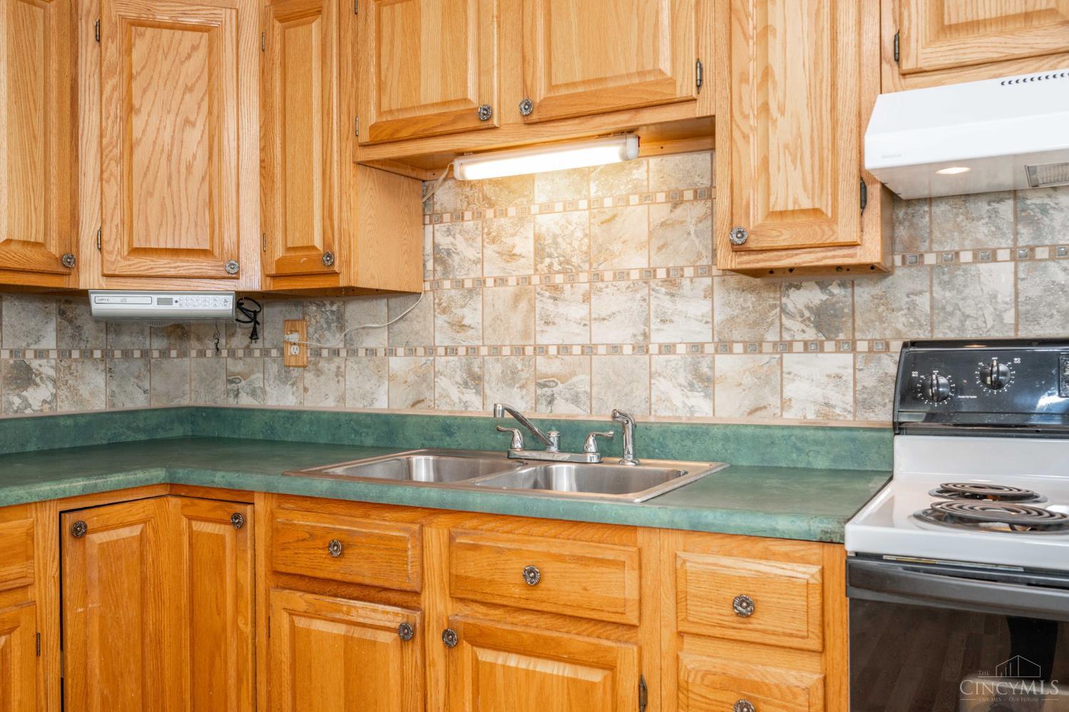 3113 Laverne Drive