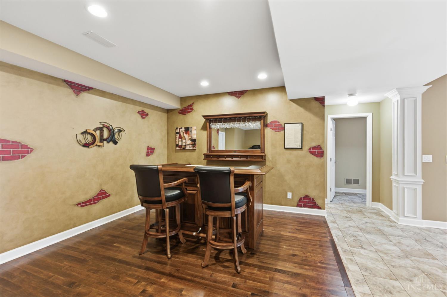 7452 Overglen Drive