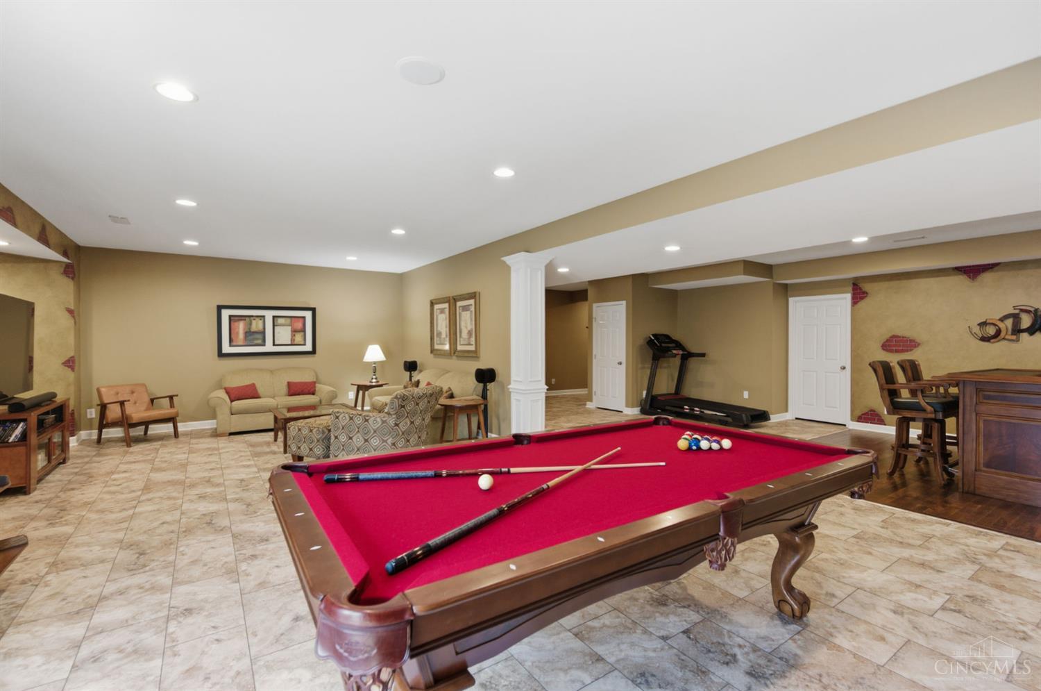 7452 Overglen Drive