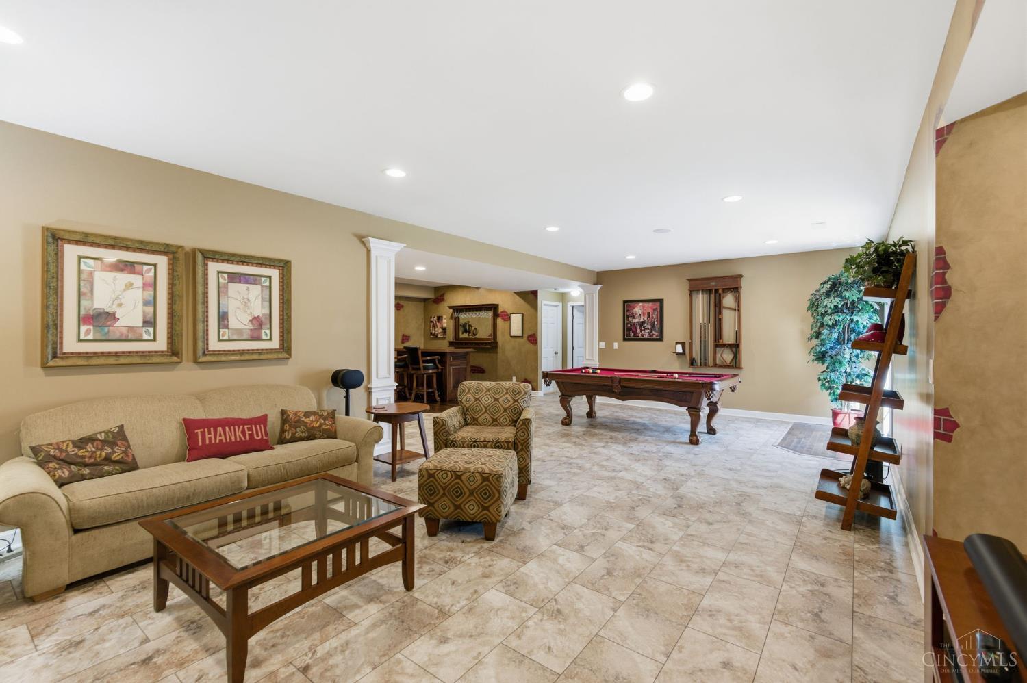 7452 Overglen Drive