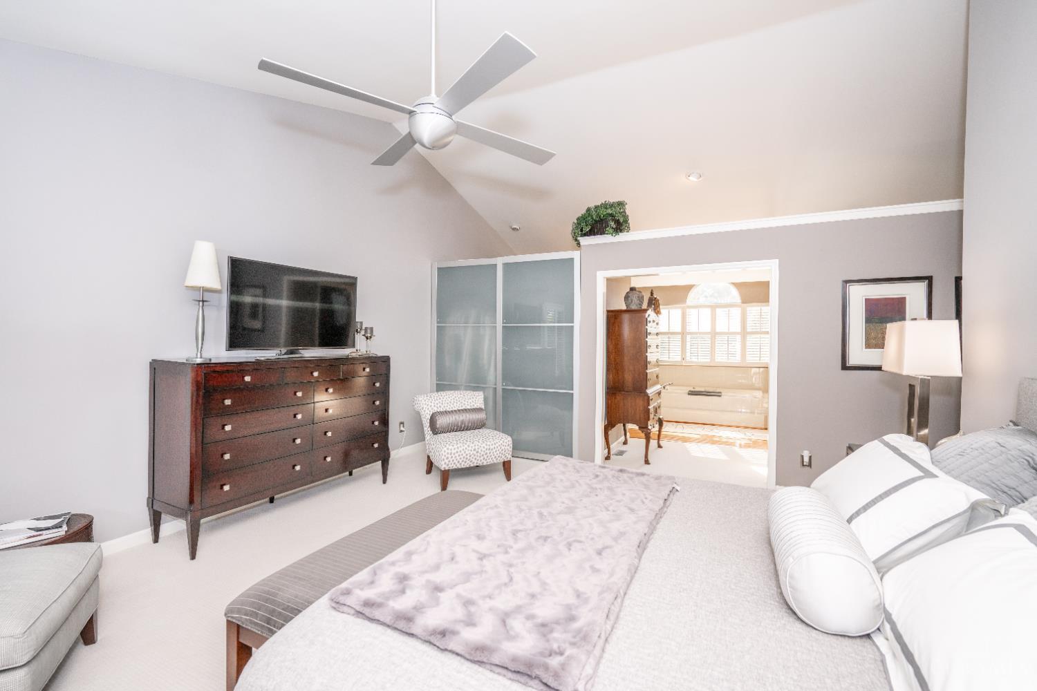 8222 Riversedge Circle