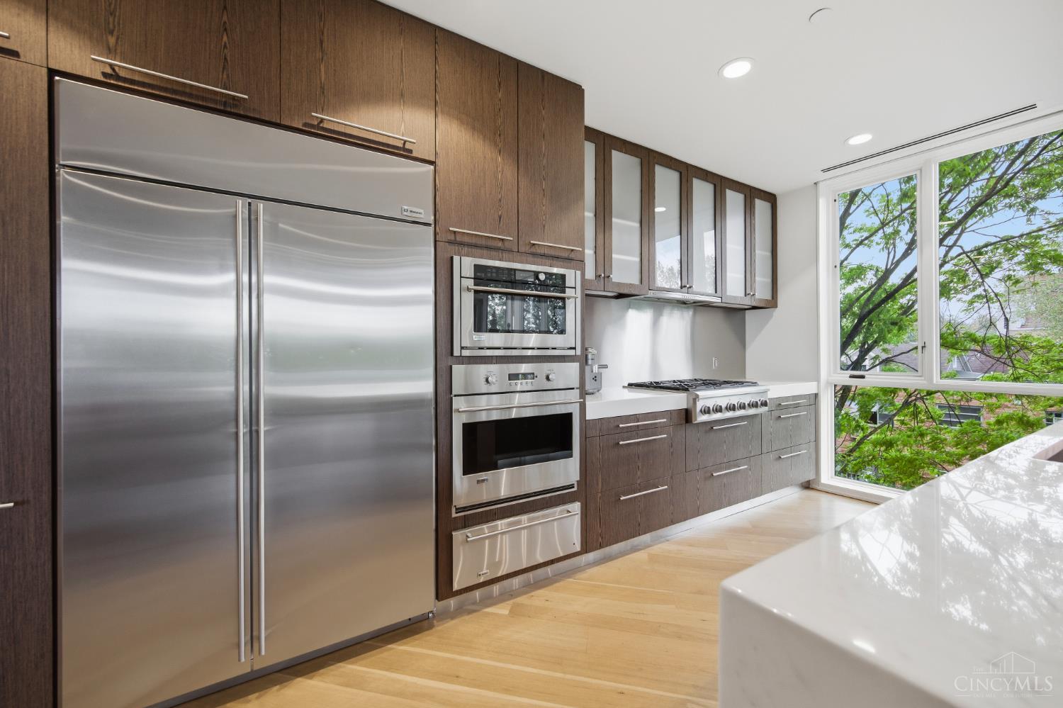 2801 Erie Avenue 302