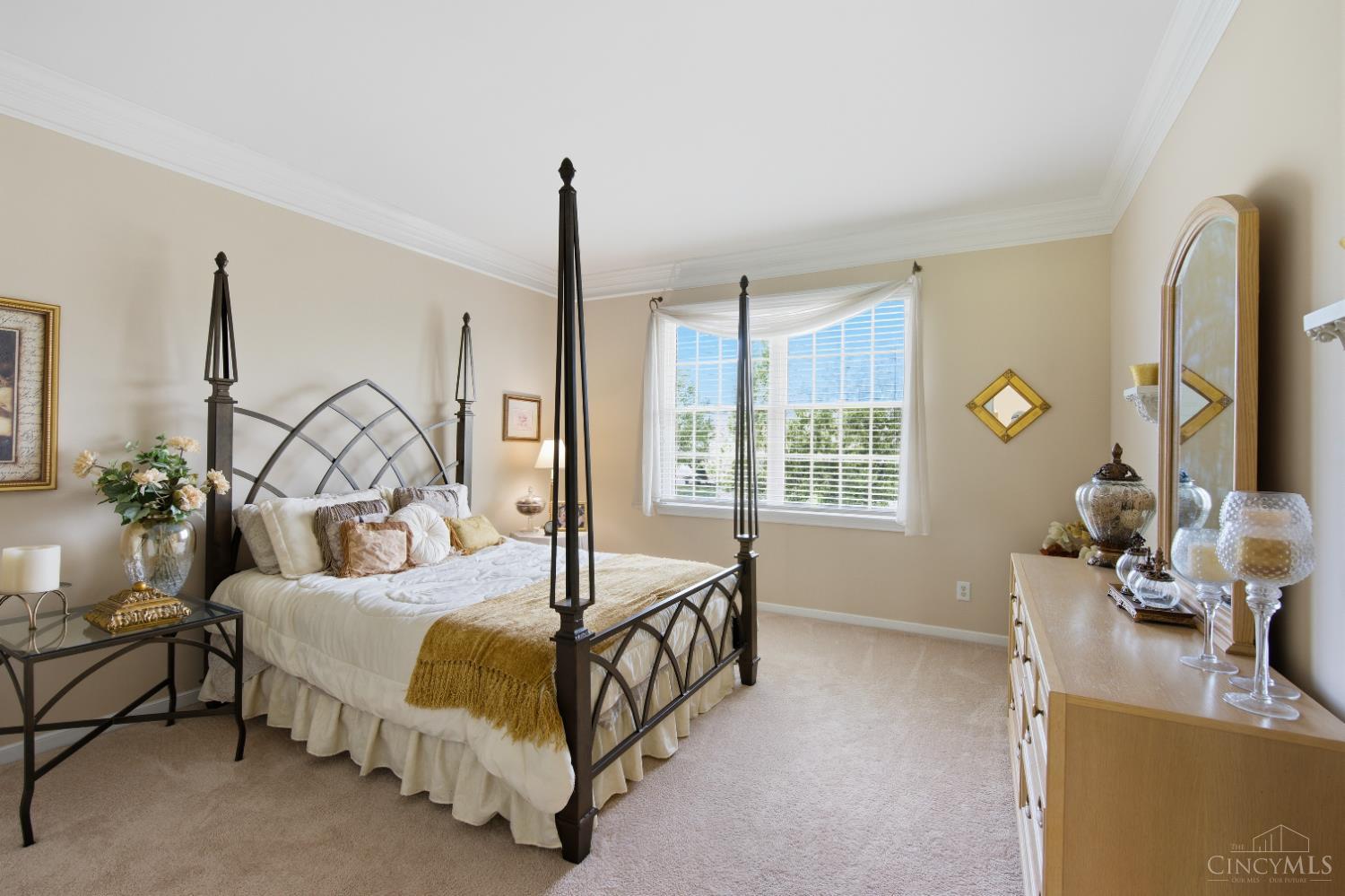 4296 MacKenzie Court