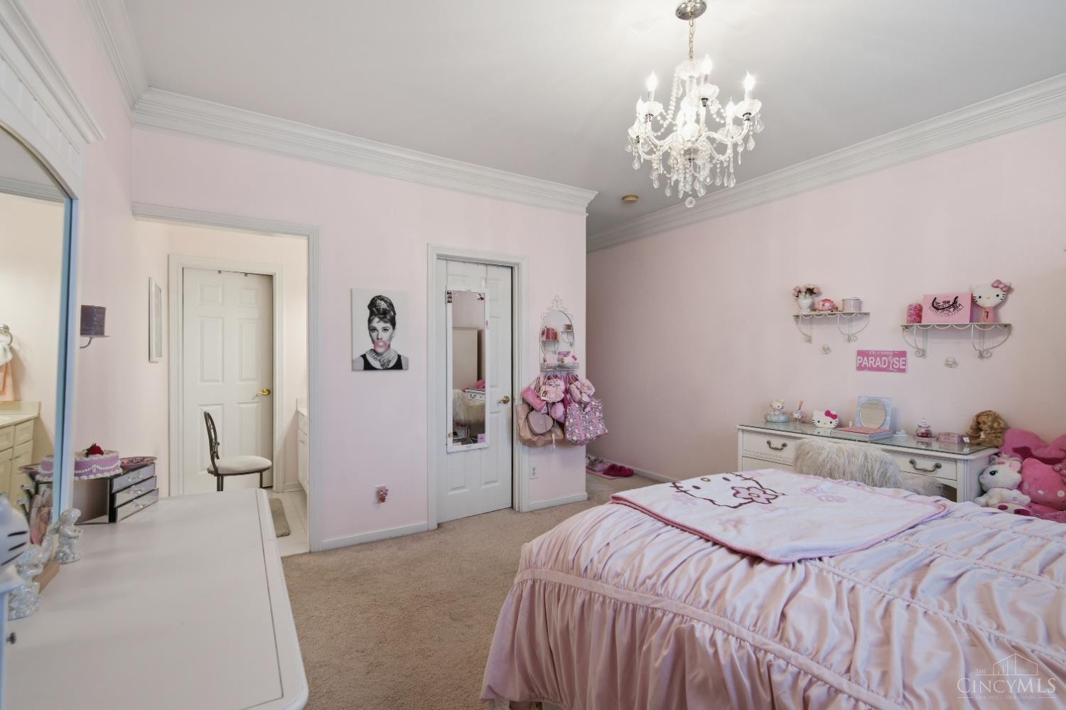 4296 MacKenzie Court