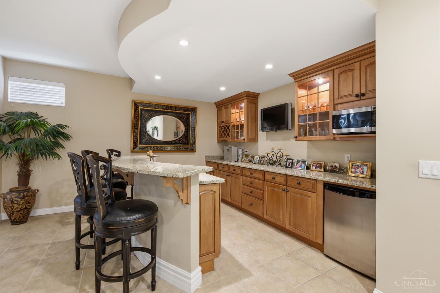 4296 MacKenzie Court