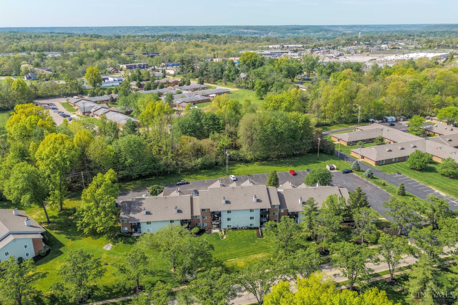 5984 Meadowcreek Drive 9