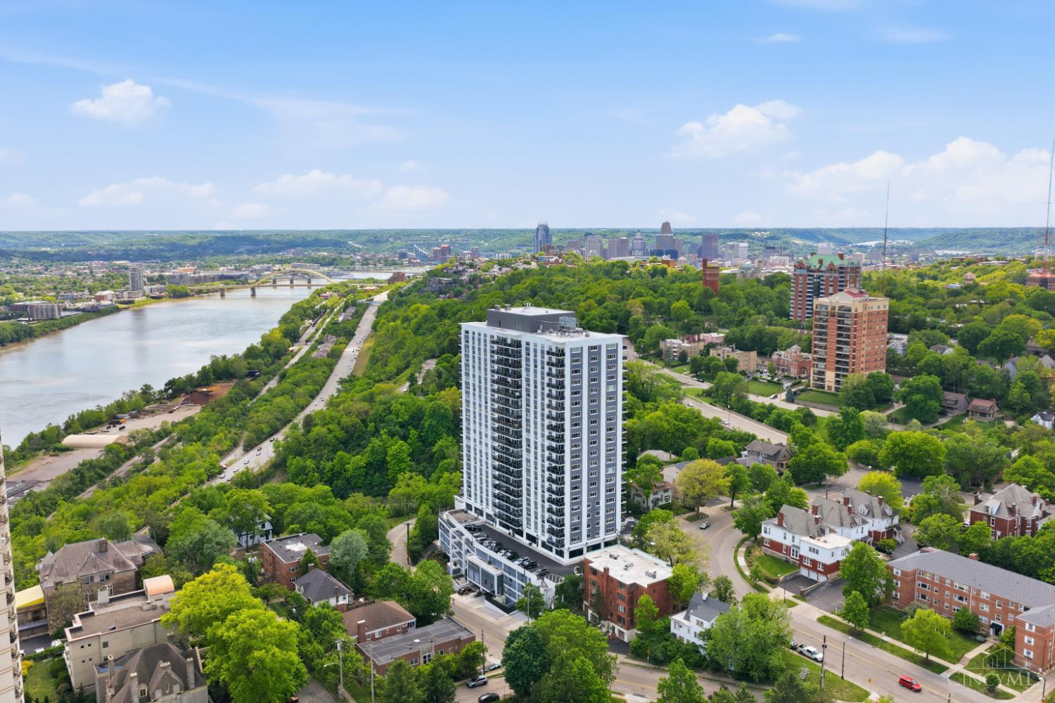 2200 Victory Parkway 1504