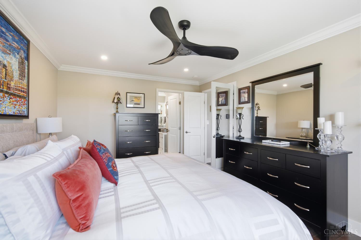 2200 Victory Parkway 1504