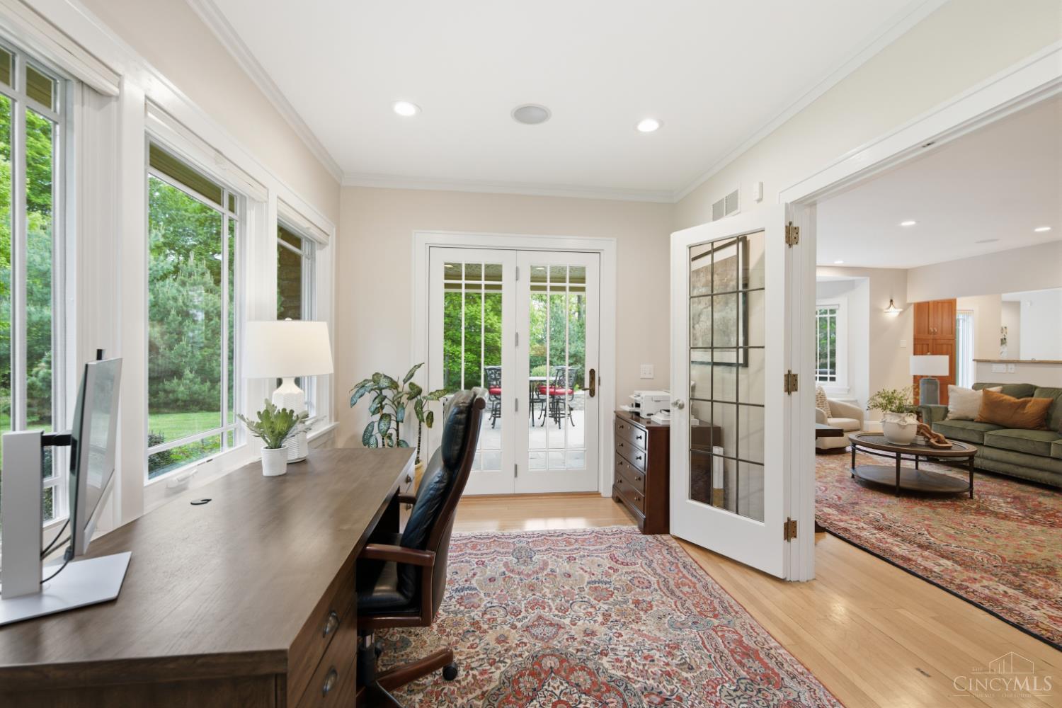 6 Forest Hill Drive