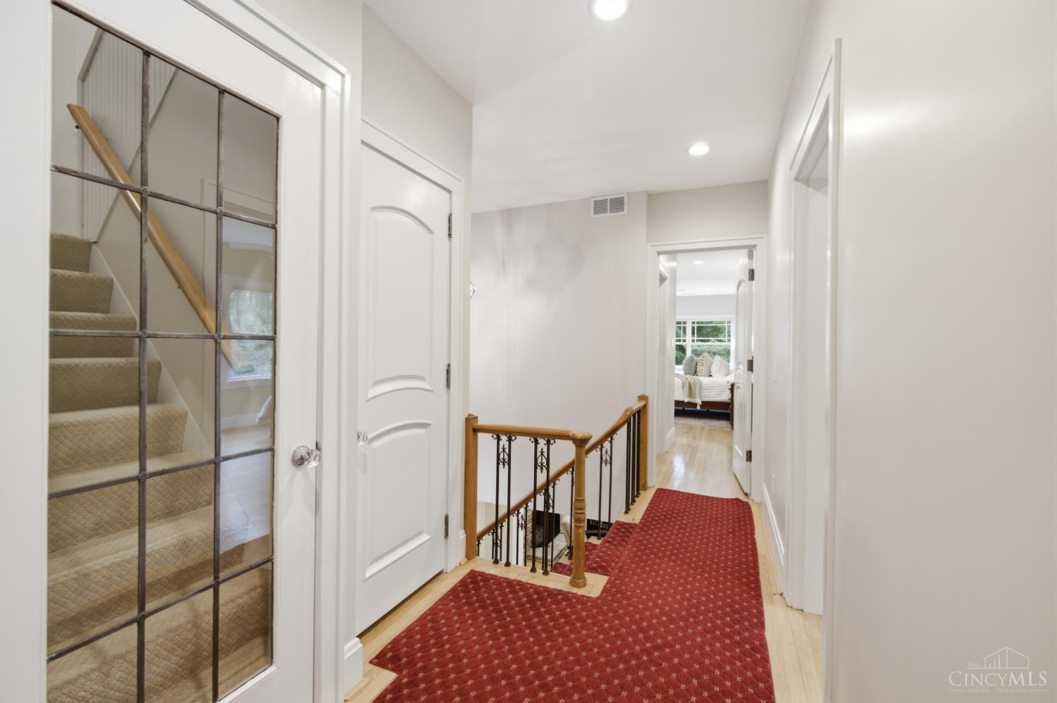 6 Forest Hill Drive