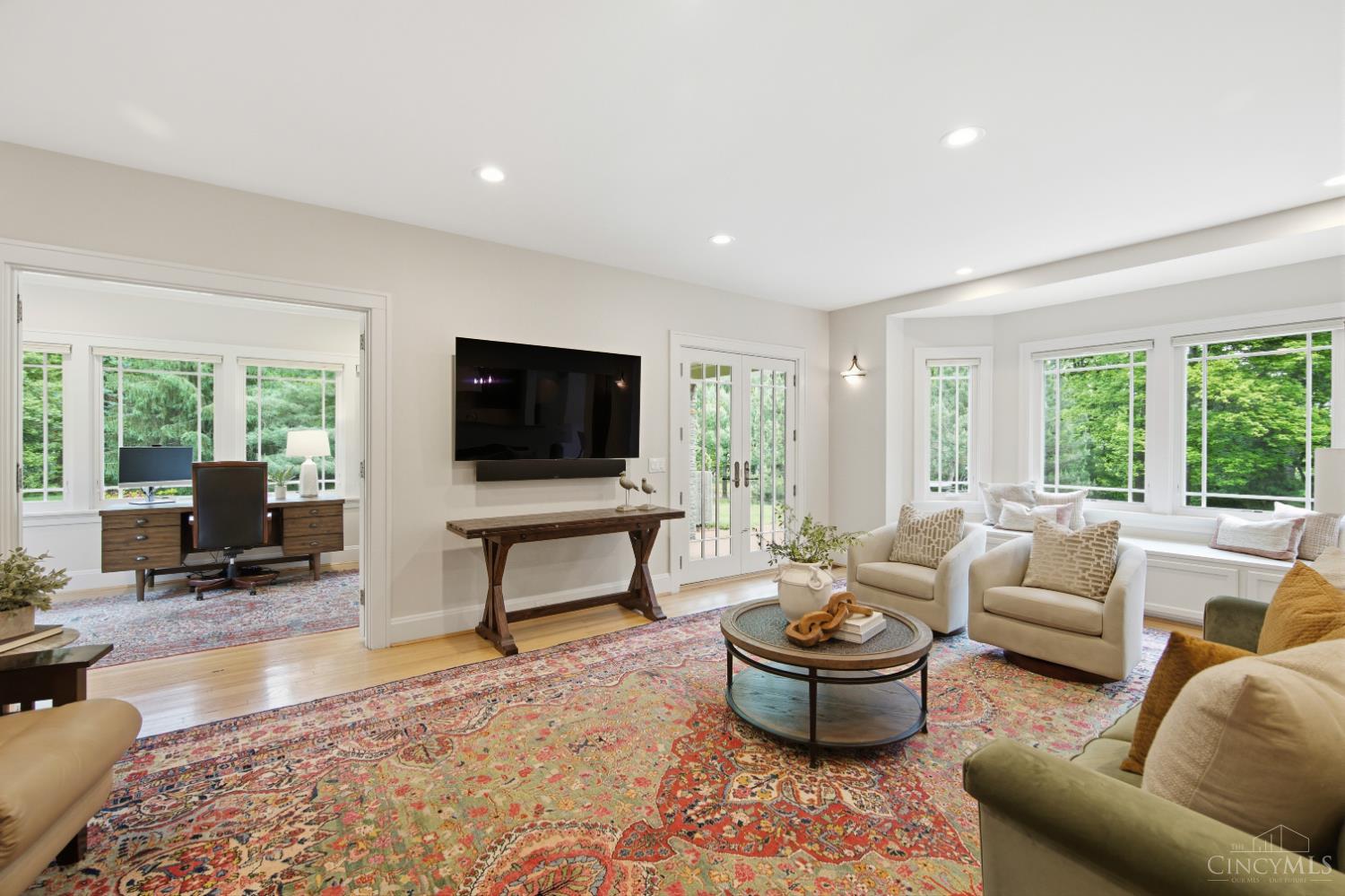 6 Forest Hill Drive