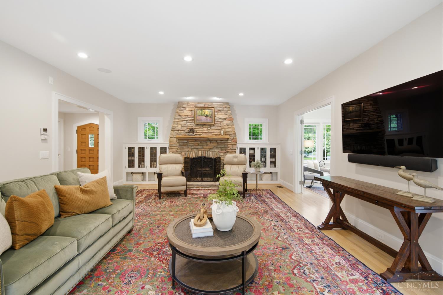 6 Forest Hill Drive