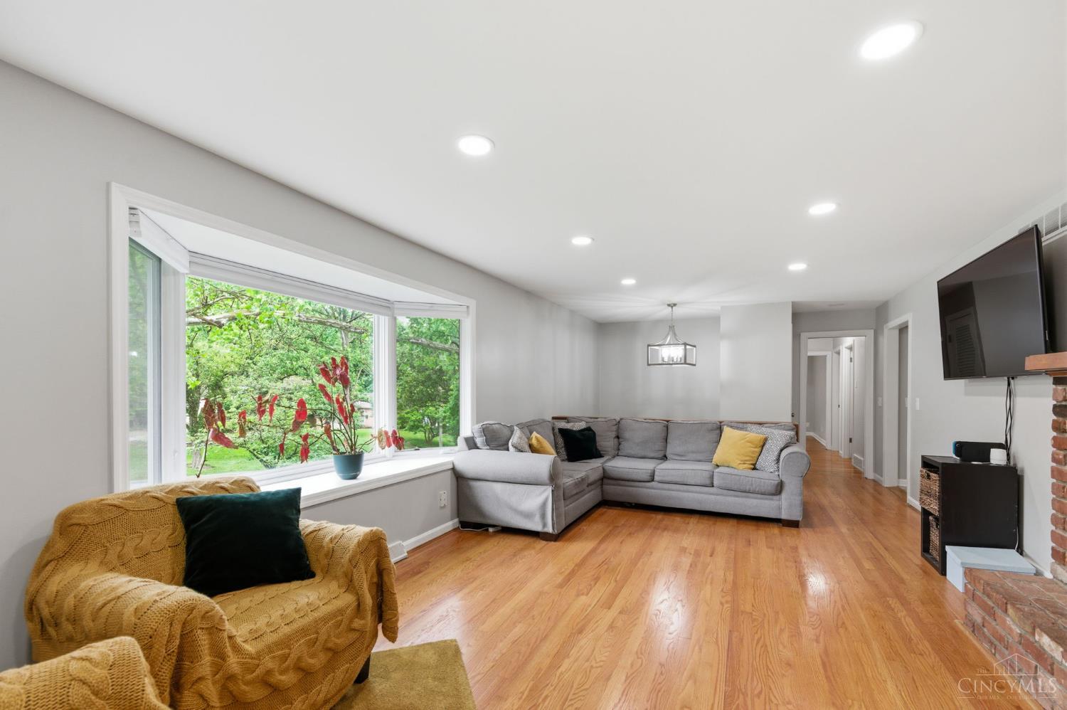 1204 Forest Court