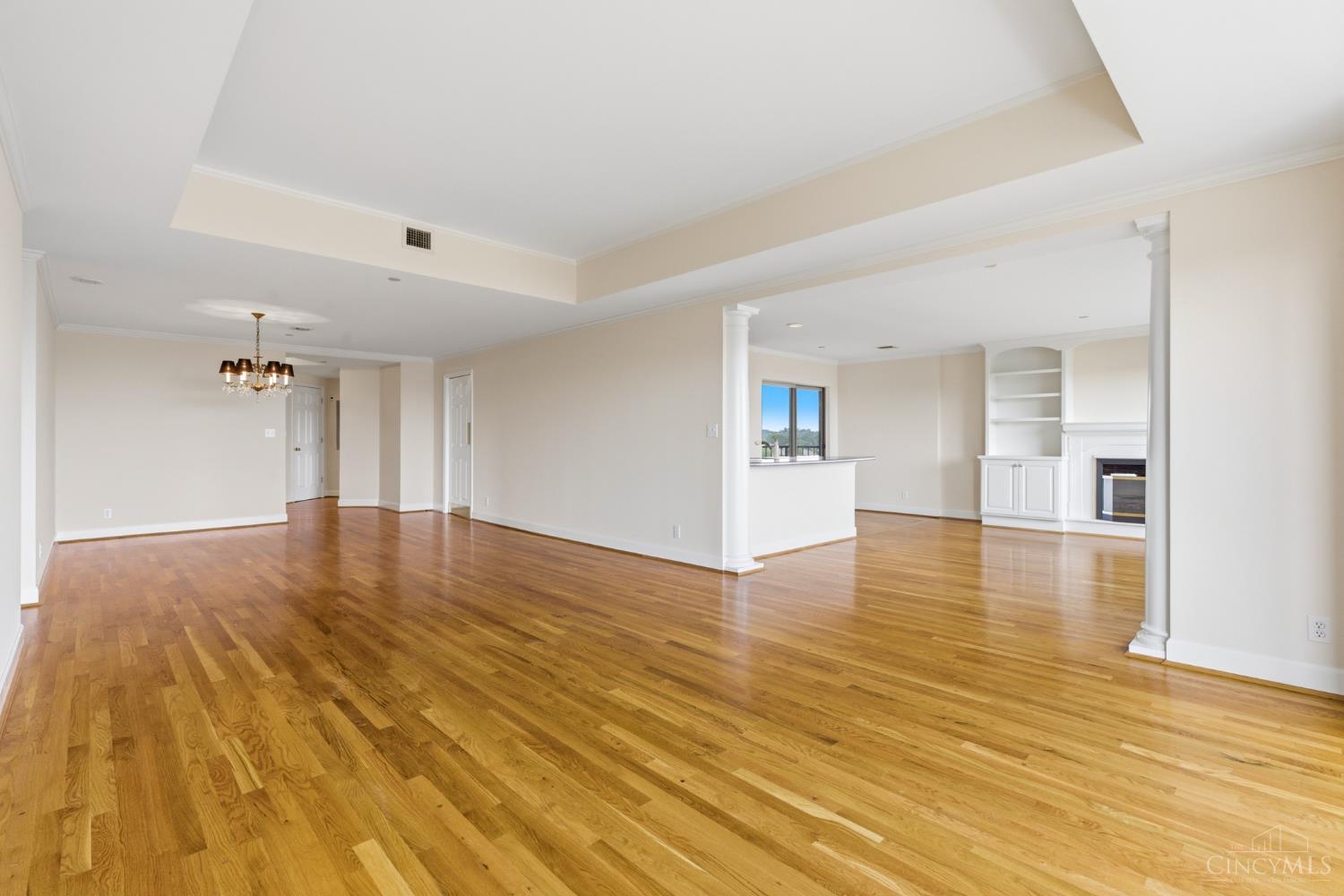 3435 Golden Avenue 901