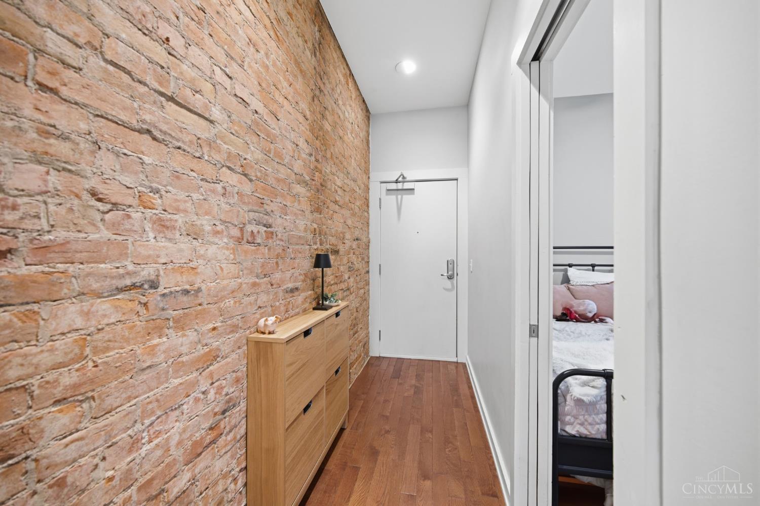 122 W Fifteenth St 222
