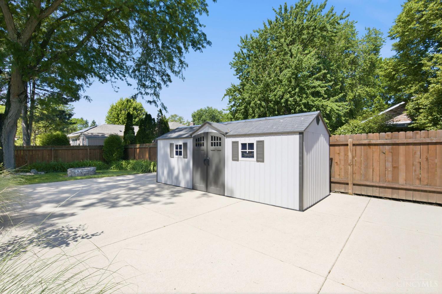2042 Cortina Drive