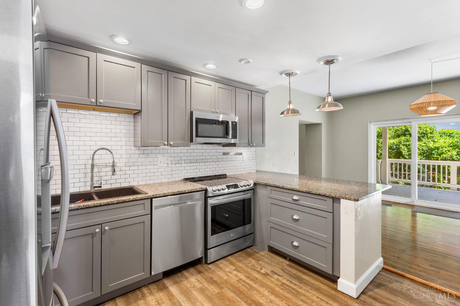 1 Moyer Place