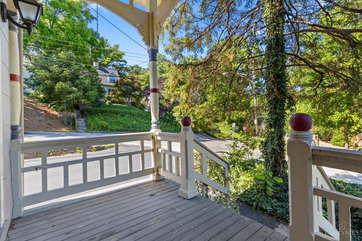 1 Moyer Place