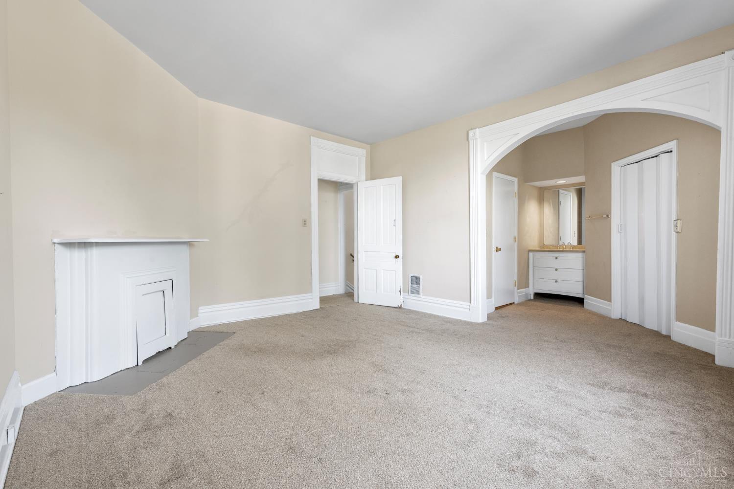 1 Moyer Place