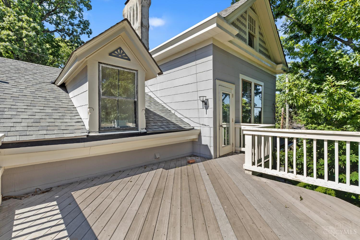 1 Moyer Place