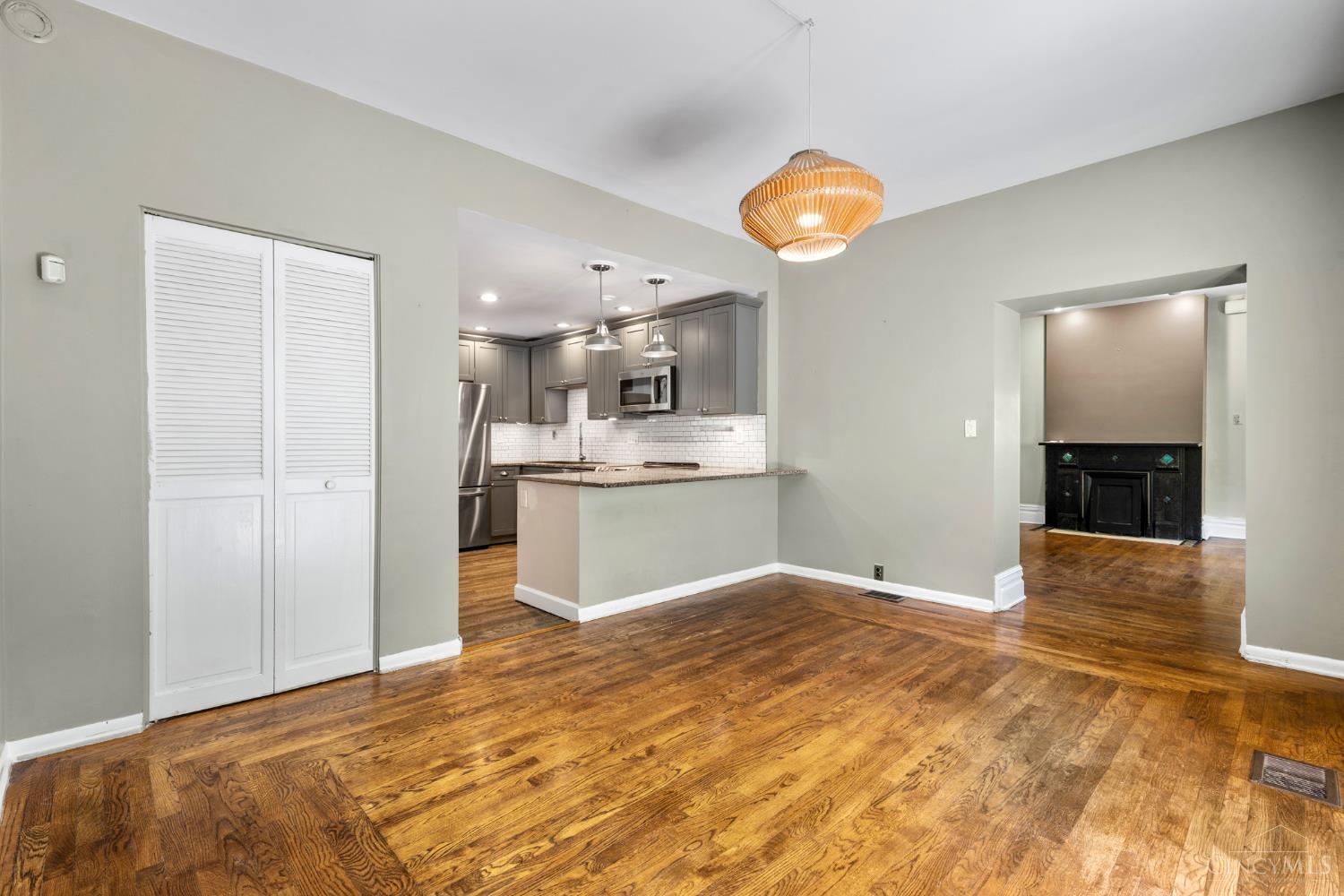 1 Moyer Place
