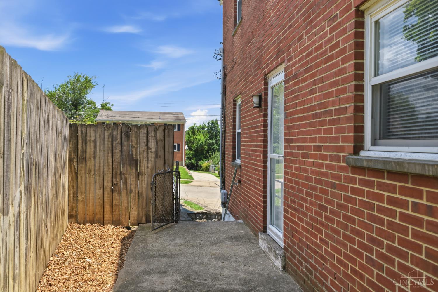 4947 Charlemar Drive