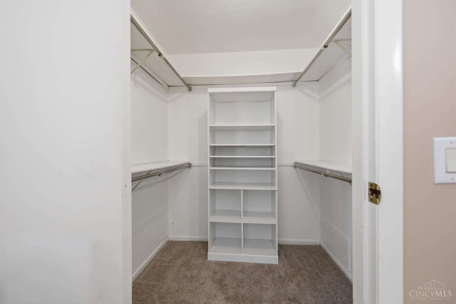 2 Boxwood Court