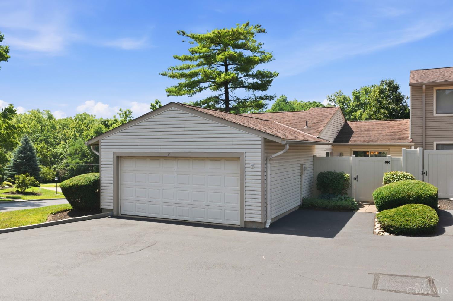 2 Boxwood Court