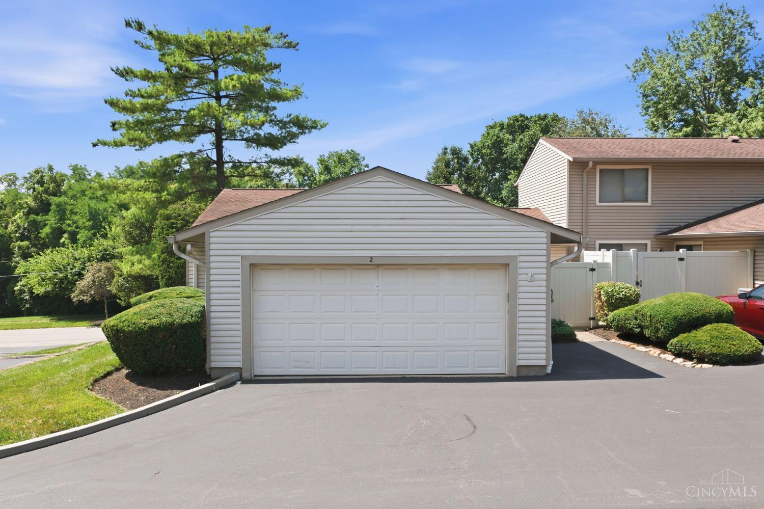 2 Boxwood Court
