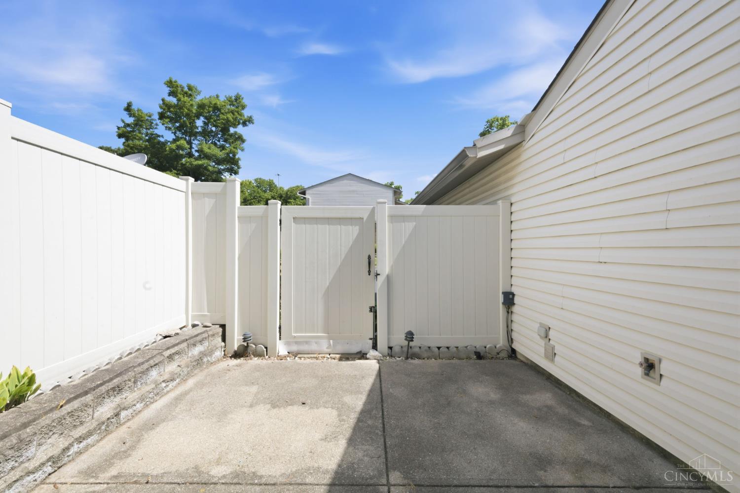 2 Boxwood Court