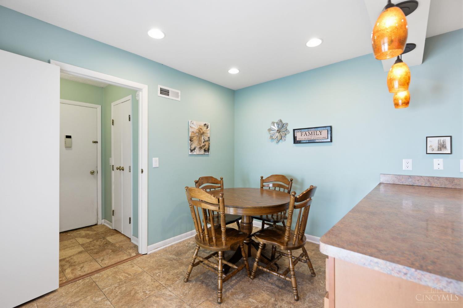 2 Boxwood Court