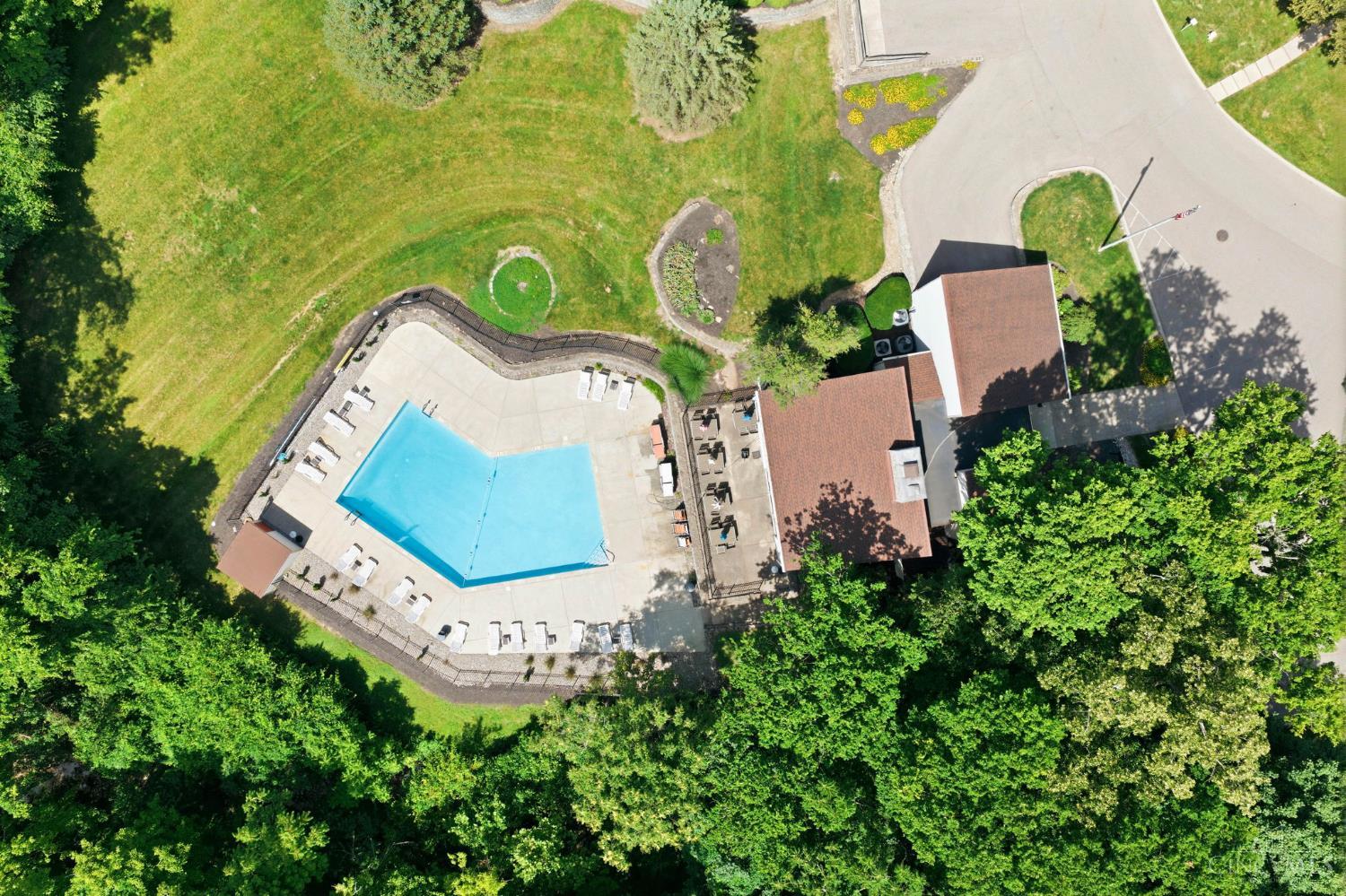 2 Boxwood Court