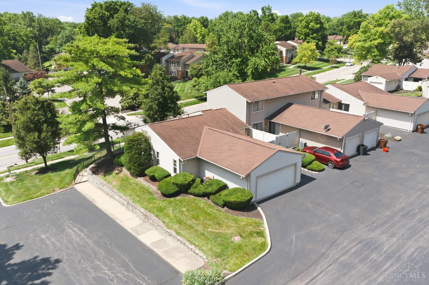 2 Boxwood Court