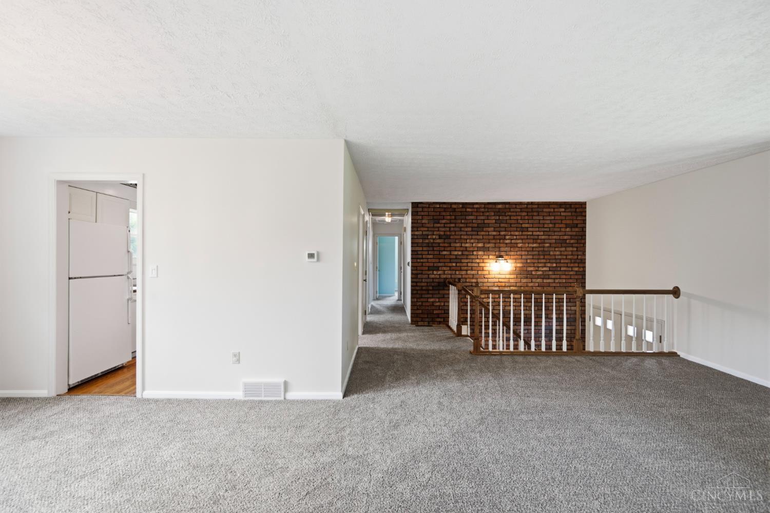 725 Pine Ridge Road