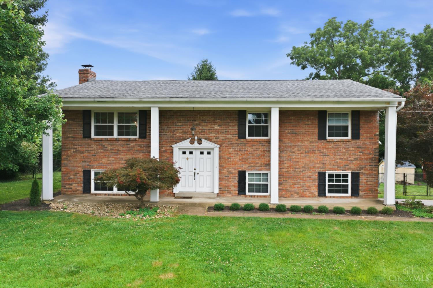 725 Pine Ridge Road