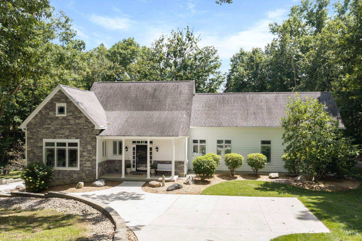 10036 Laurel Glen Drive
