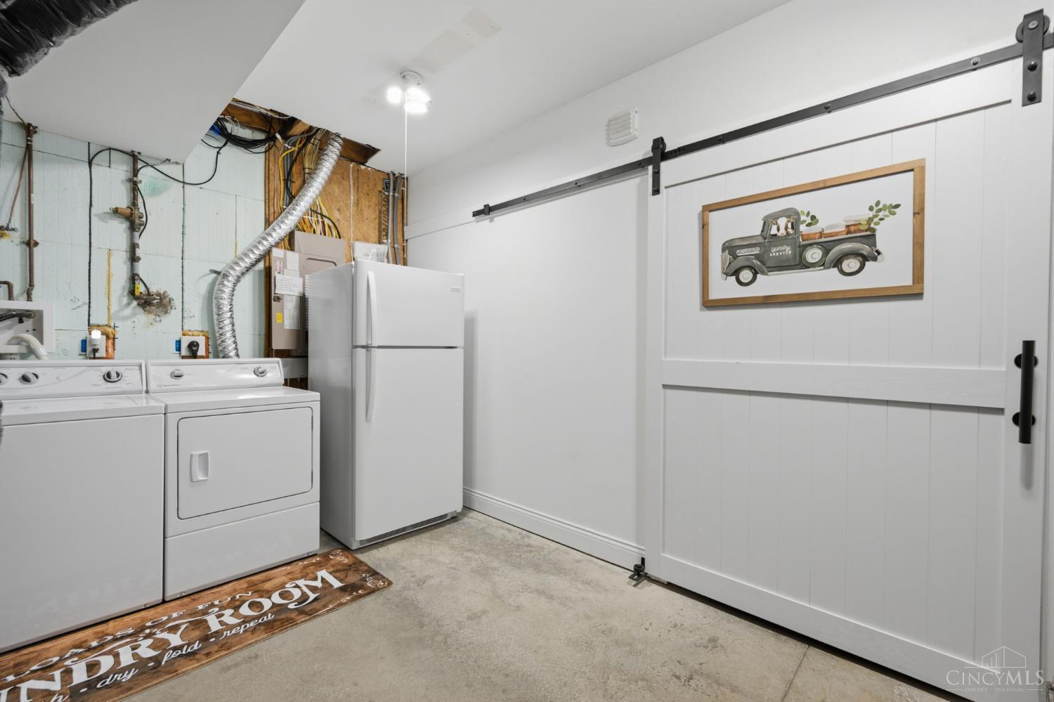 10036 Laurel Glen Drive