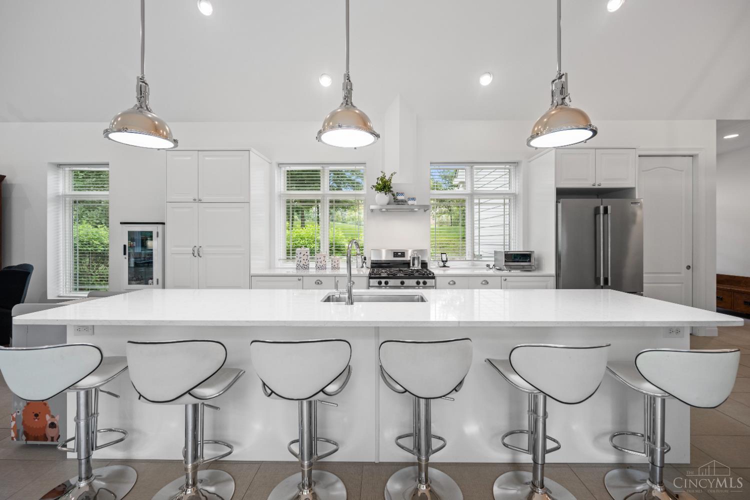 10036 Laurel Glen Drive