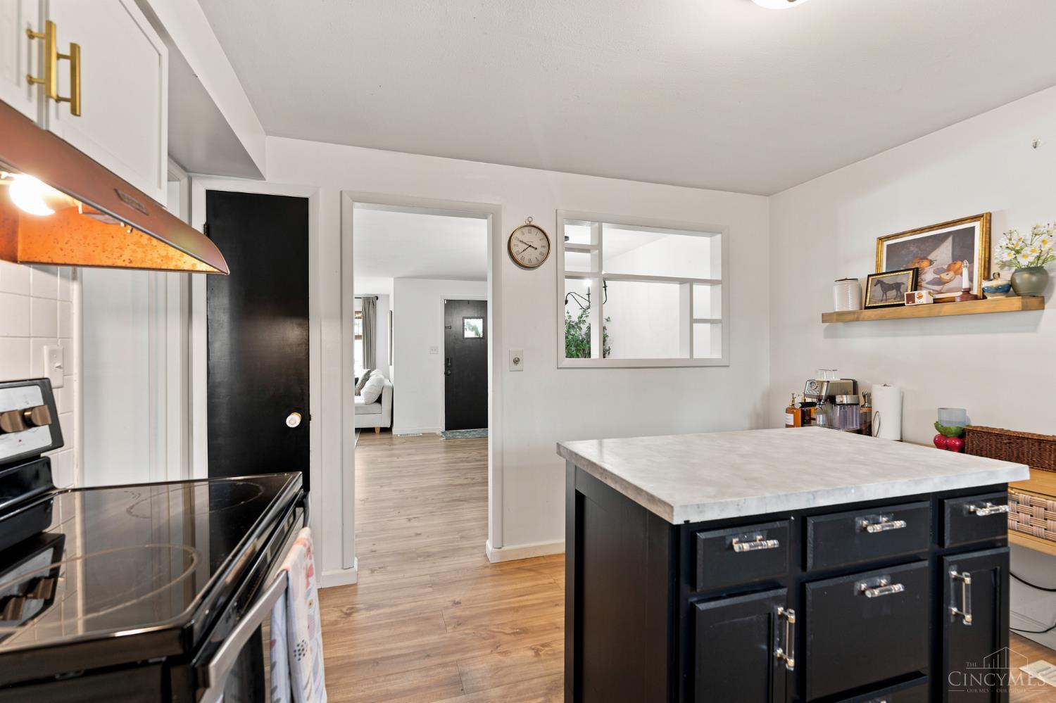 1220 Rose Bower