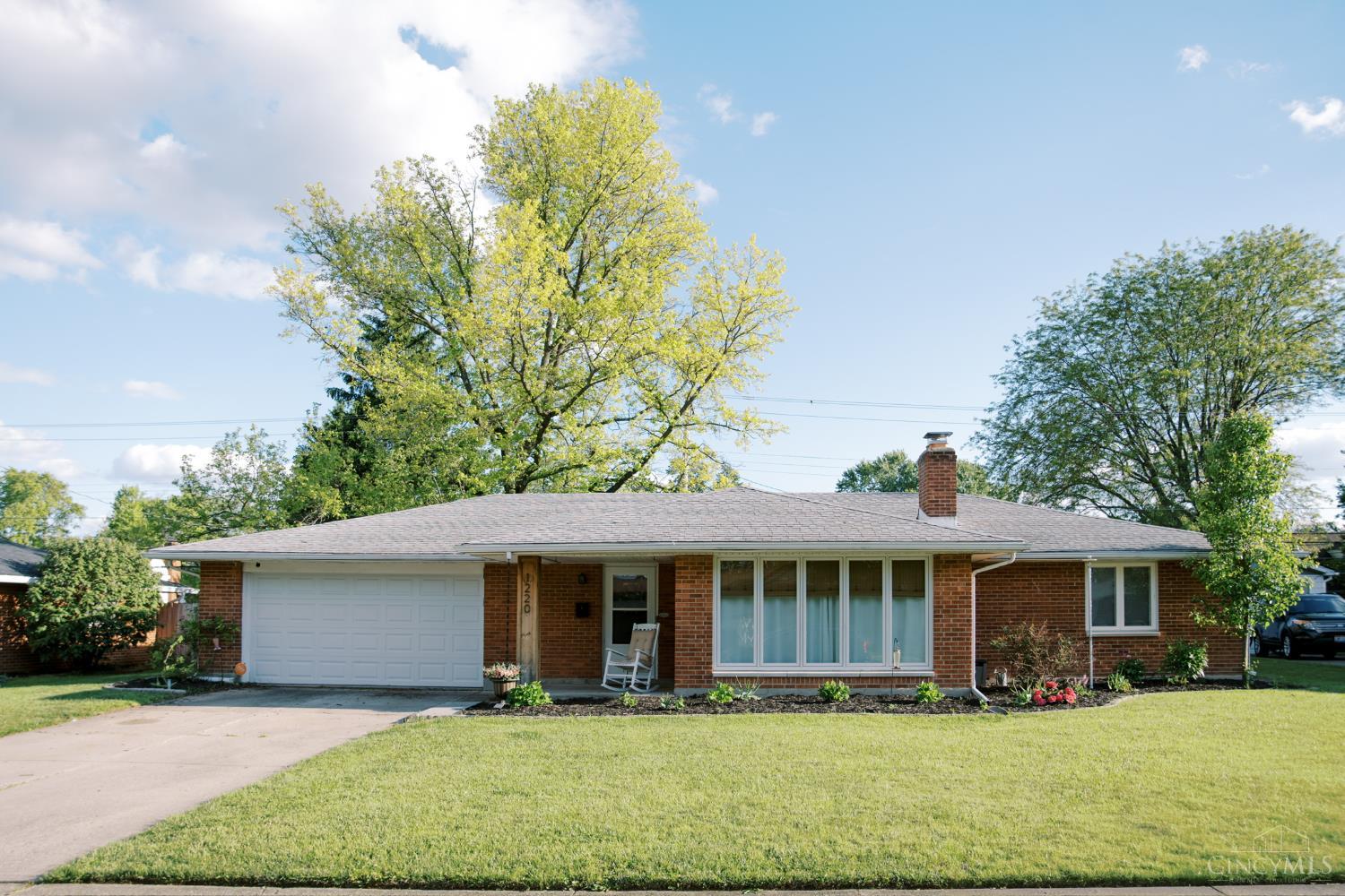 1220 Rose Bower