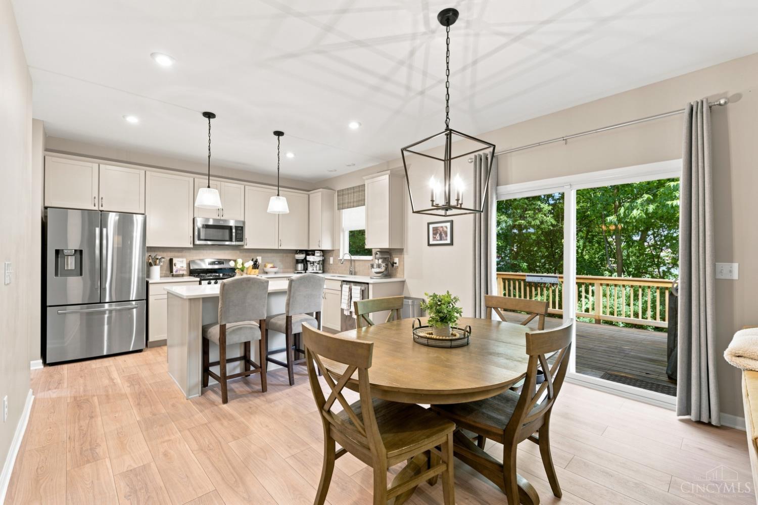 6687 Tree View Drive