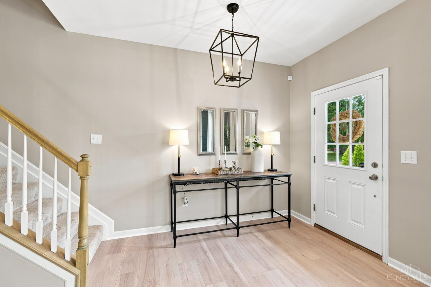 6687 Tree View Drive